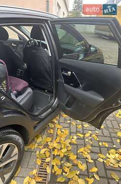 Позашляховик / Кросовер Kia Niro 2021 в  фото 34 Позашляховик / Кросовер Kia Niro 2021 в