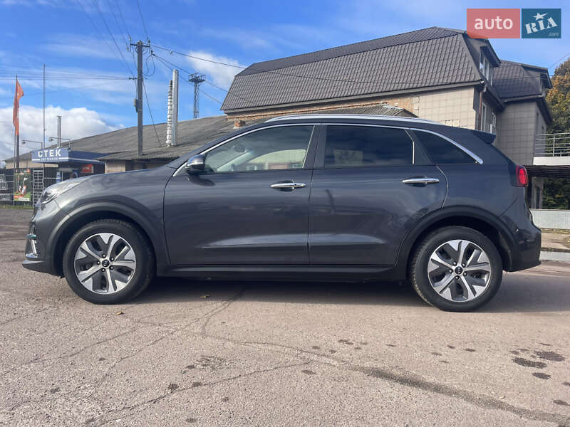 Внедорожник / Кроссовер Kia Niro 2021 в Бахмаче фото 11 Внедорожник / Кроссовер Kia Niro 2021 в Бахмаче