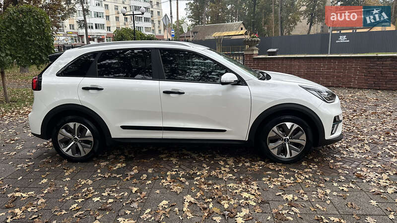 Внедорожник / Кроссовер Kia Niro 2020 в Ирпене