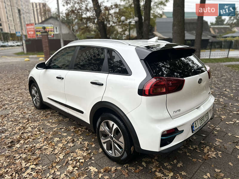 Внедорожник / Кроссовер Kia Niro 2020 в Ирпене