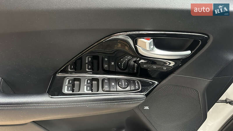 Внедорожник / Кроссовер Kia Niro 2020 в Ирпене