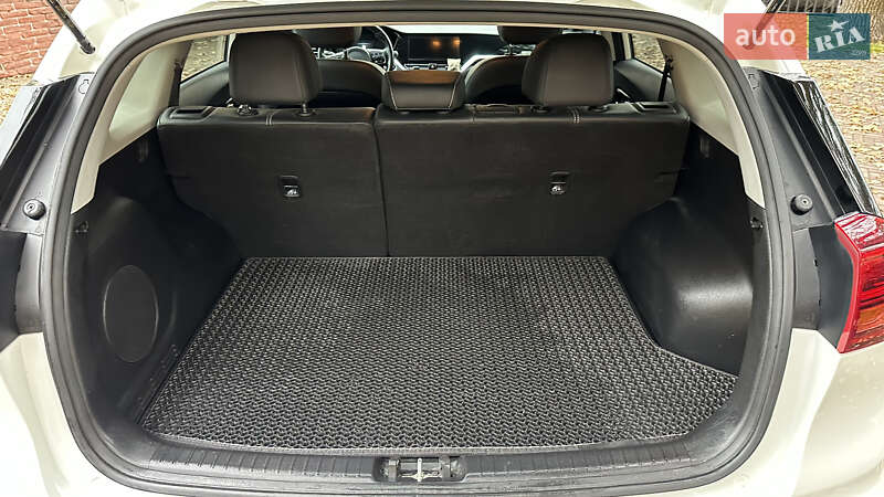 Внедорожник / Кроссовер Kia Niro 2020 в Ирпене