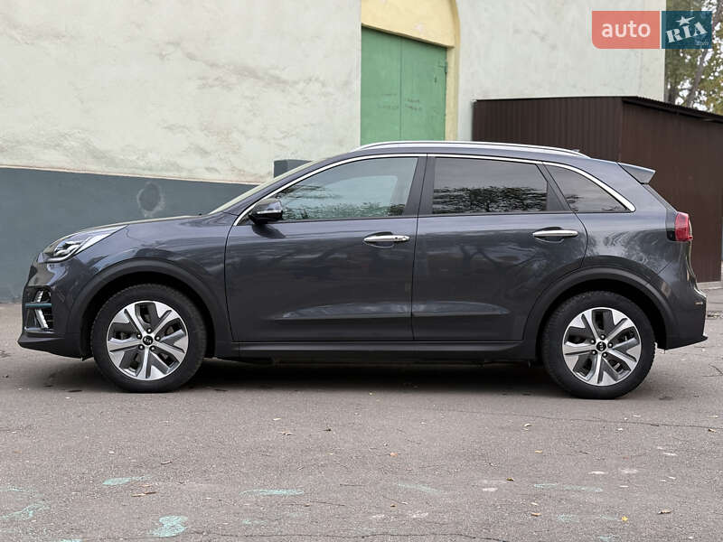 Внедорожник / Кроссовер Kia Niro 2020 в Кривом Роге