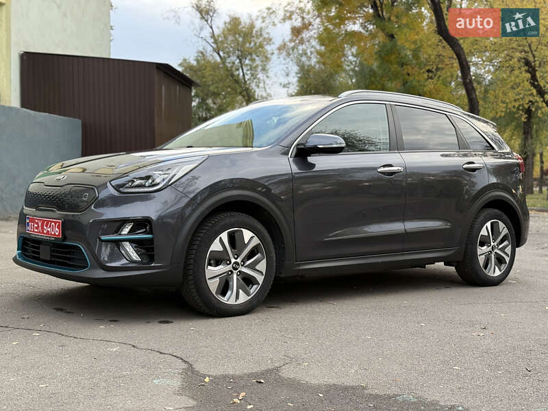 Внедорожник / Кроссовер Kia Niro 2020 в Кривом Роге