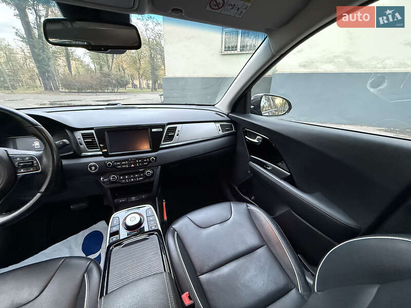 Внедорожник / Кроссовер Kia Niro 2020 в Кривом Роге