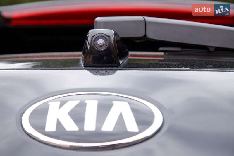 Внедорожник / Кроссовер Kia Niro 2020 в Бердичеве