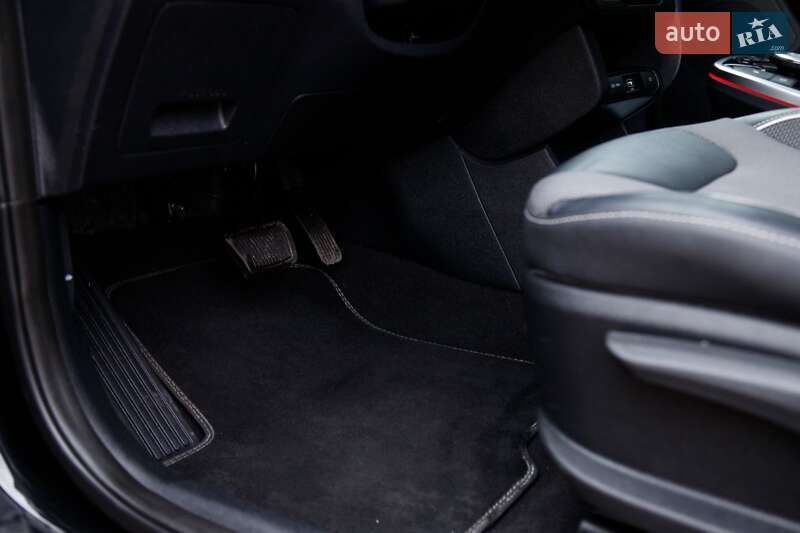 Внедорожник / Кроссовер Kia Niro 2020 в Бердичеве