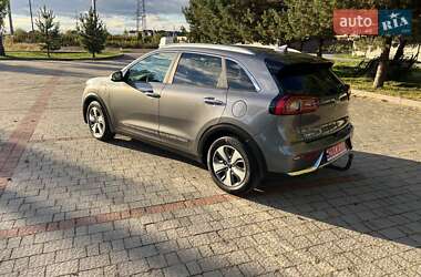 Позашляховик / Кросовер Kia Niro 2018 в  фото 7 Позашляховик / Кросовер Kia Niro 2018 в