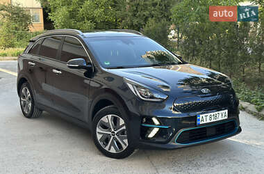 Позашляховик / Кросовер Kia Niro 2019 в 