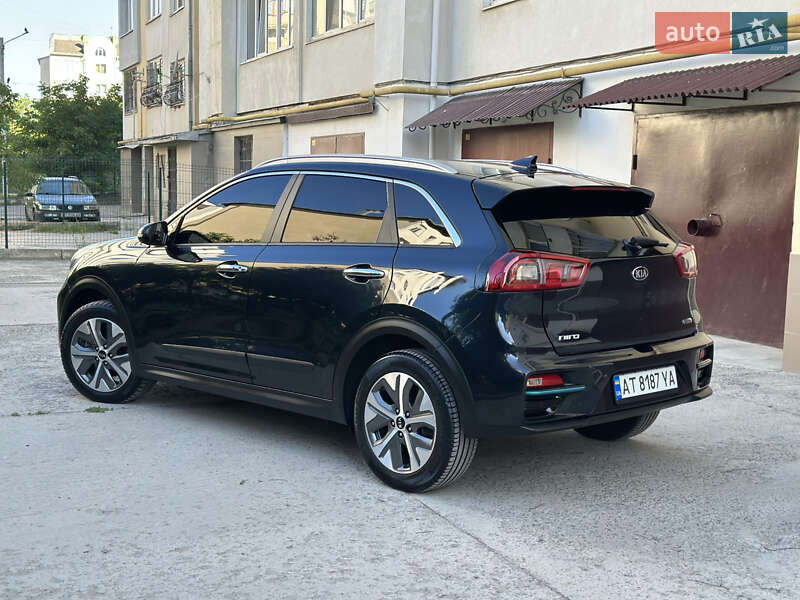 Позашляховик / Кросовер Kia Niro 2019 в Івано-Франківську