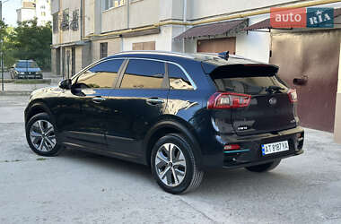 Позашляховик / Кросовер Kia Niro 2019 в 