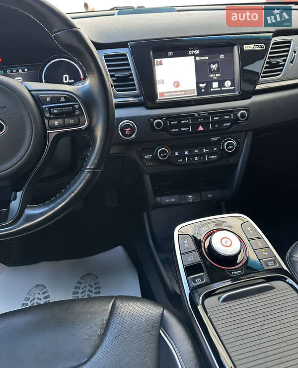 Позашляховик / Кросовер Kia Niro 2019 в Івано-Франківську