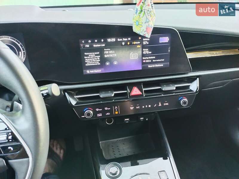 Внедорожник / Кроссовер Kia Niro 2024 в Каменском