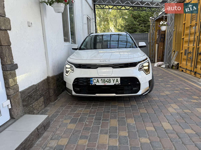 Позашляховик / Кросовер Kia Niro 2023 в Умані