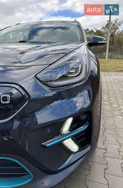 Внедорожник / Кроссовер Kia Niro 2019 в 