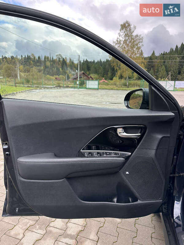 Внедорожник / Кроссовер Kia Niro 2019 в Львове