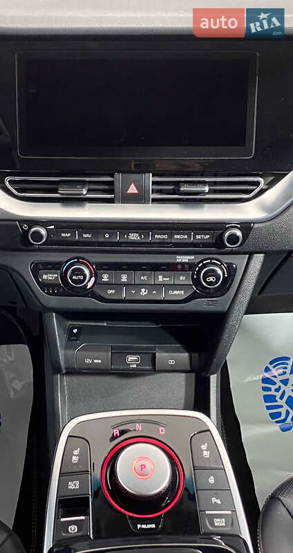 Внедорожник / Кроссовер Kia Niro 2020 в Львове
