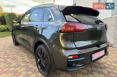 Внедорожник / Кроссовер Kia Niro 2021 в 