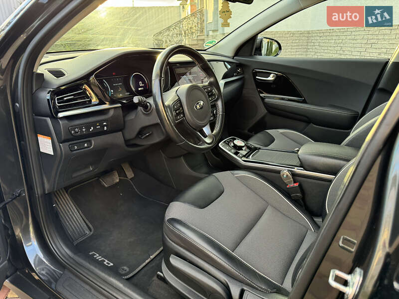 Позашляховик / Кросовер Kia Niro 2021 в Тернополі фото 18 Позашляховик / Кросовер Kia Niro 2021 в Тернополі