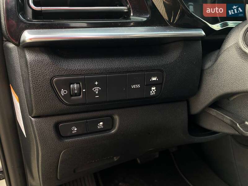 Позашляховик / Кросовер Kia Niro 2020 в Львові фото 13 Позашляховик / Кросовер Kia Niro 2020 в Львові