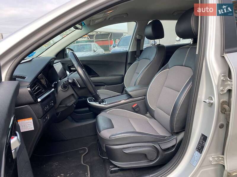 Позашляховик / Кросовер Kia Niro 2020 в Львові фото 19 Позашляховик / Кросовер Kia Niro 2020 в Львові