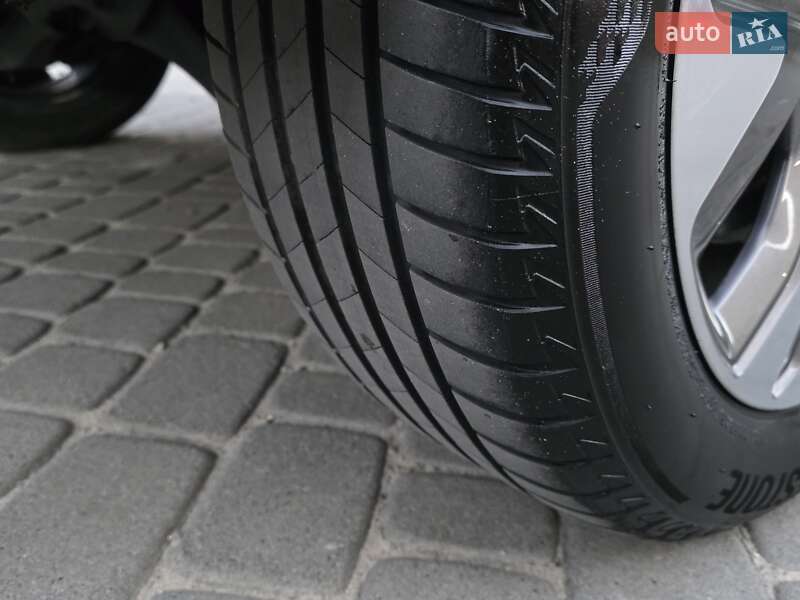 Позашляховик / Кросовер Kia Niro 2021 в Тернополі фото 17 Позашляховик / Кросовер Kia Niro 2021 в Тернополі