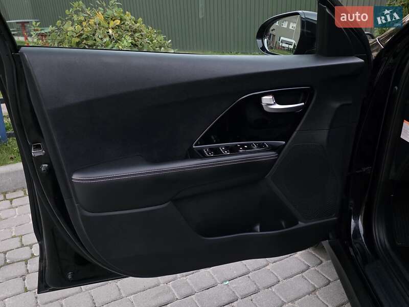 Позашляховик / Кросовер Kia Niro 2021 в Тернополі фото 21 Позашляховик / Кросовер Kia Niro 2021 в Тернополі