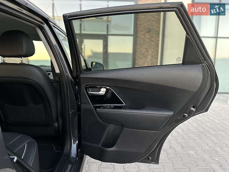 Внедорожник / Кроссовер Kia Niro 2020 в Тернополе фото 38 Внедорожник / Кроссовер Kia Niro 2020 в Тернополе
