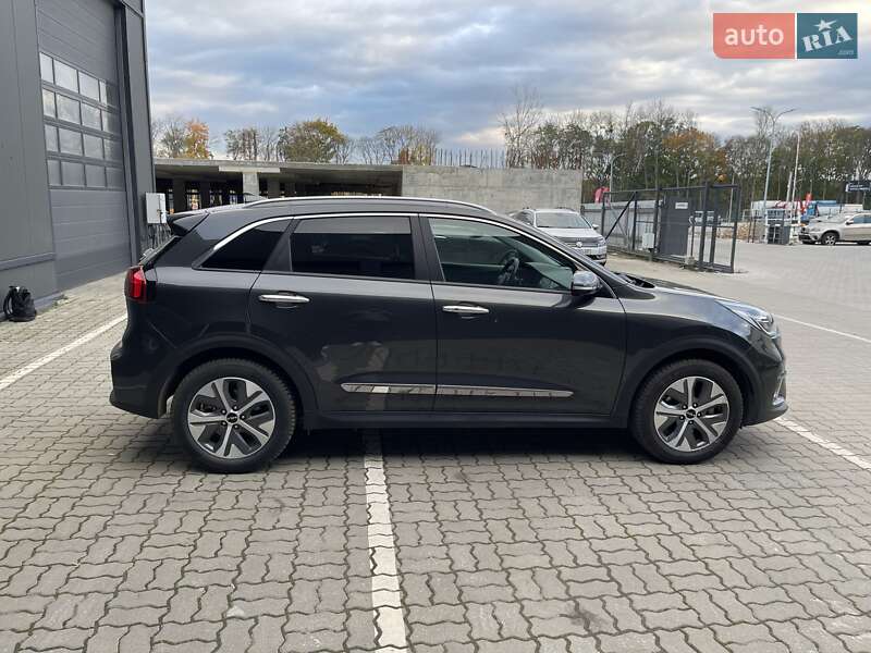 Внедорожник / Кроссовер Kia Niro 2022 в Львове фото 9 Внедорожник / Кроссовер Kia Niro 2022 в Львове