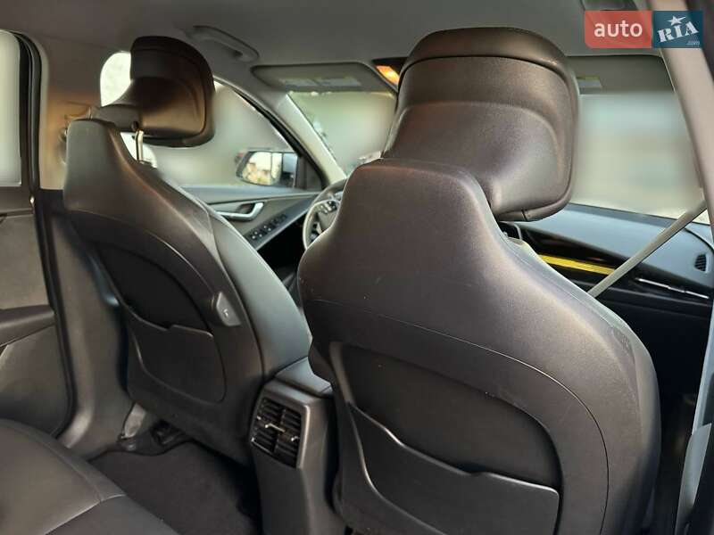 Внедорожник / Кроссовер Kia Niro 2023 в Тернополе