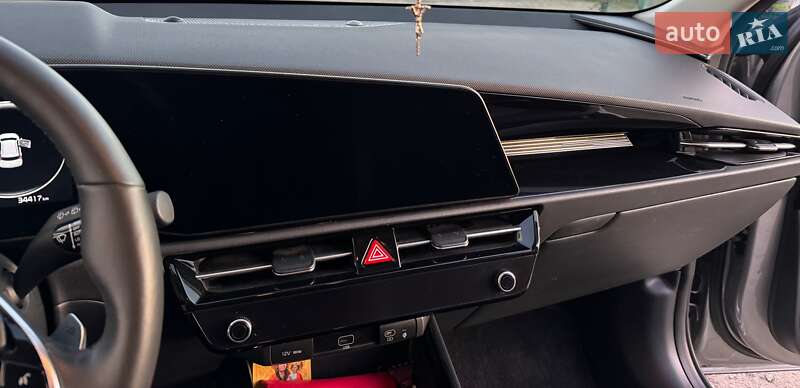 Внедорожник / Кроссовер Kia Niro 2023 в Тернополе