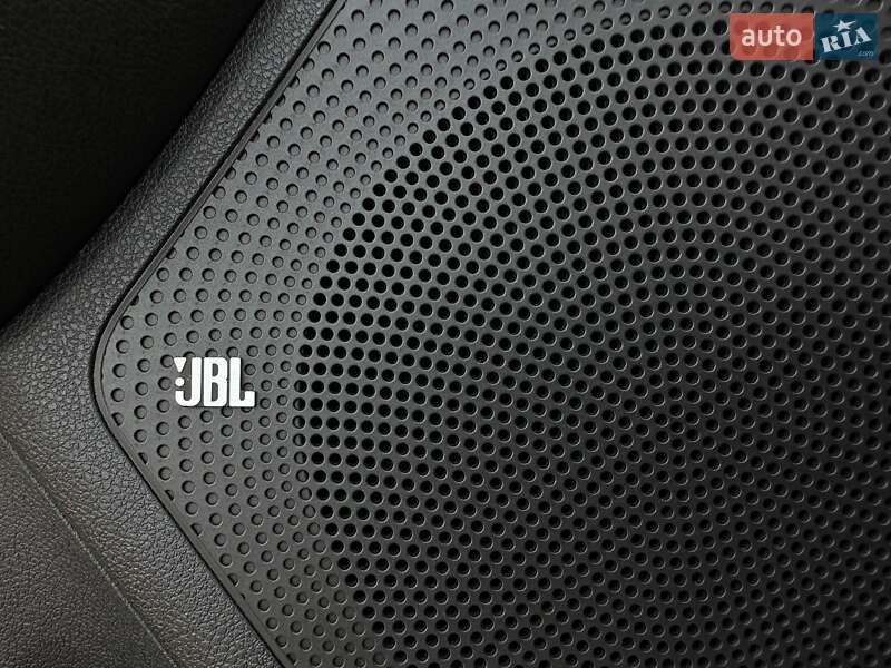 Позашляховик / Кросовер Kia Niro 2020 в Львові фото 39 Позашляховик / Кросовер Kia Niro 2020 в Львові