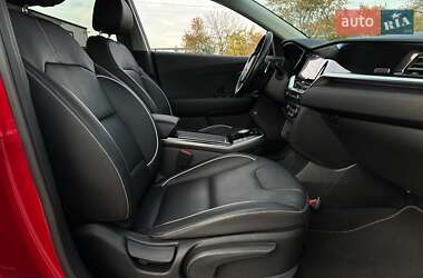 Позашляховик / Кросовер Kia Niro 2020 в  фото 94 Позашляховик / Кросовер Kia Niro 2020 в