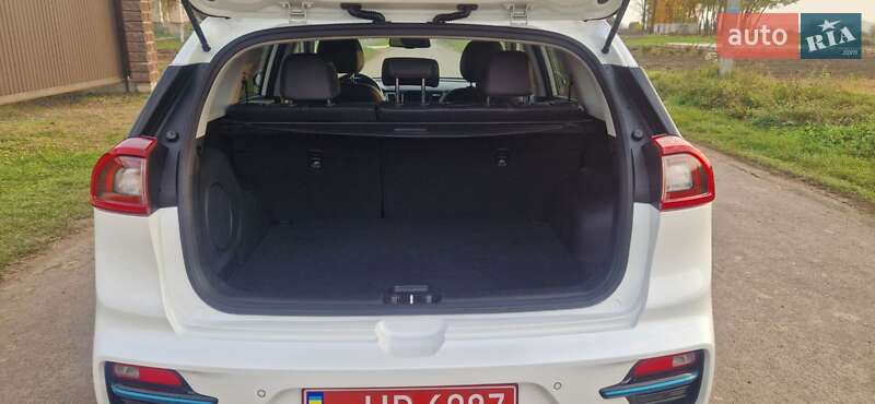 Внедорожник / Кроссовер Kia Niro 2019 в Дубно фото 13 Внедорожник / Кроссовер Kia Niro 2019 в Дубно