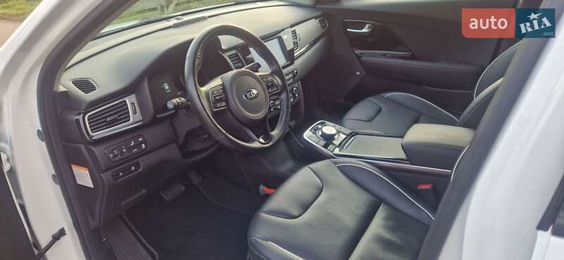 Внедорожник / Кроссовер Kia Niro 2019 в Дубно фото 29 Внедорожник / Кроссовер Kia Niro 2019 в Дубно