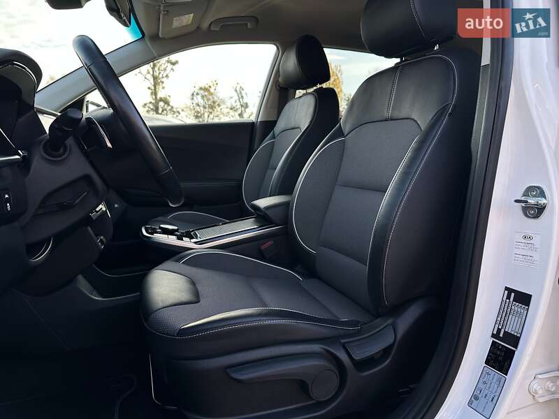 Позашляховик / Кросовер Kia Niro 2022 в Львові фото 2 Позашляховик / Кросовер Kia Niro 2022 в Львові