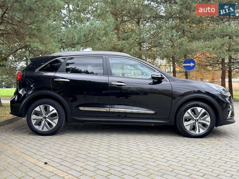 Позашляховик / Кросовер Kia Niro 2022 в Дрогобичі фото 14 Позашляховик / Кросовер Kia Niro 2022 в Дрогобичі