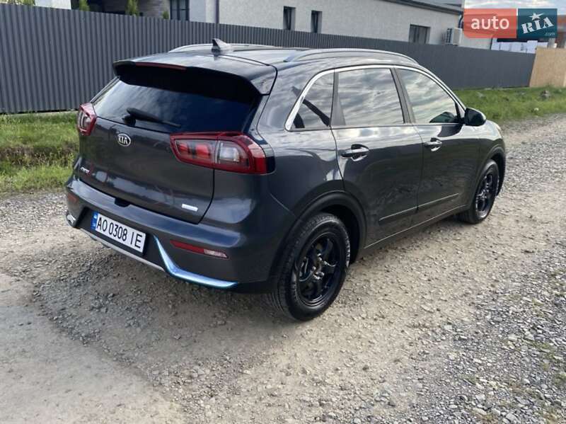 Позашляховик / Кросовер Kia Niro 2018 в Ужгороді