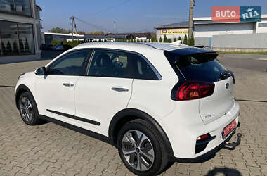 Позашляховик / Кросовер Kia Niro 2021 в 