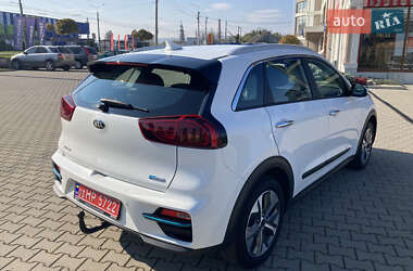 Позашляховик / Кросовер Kia Niro 2021 в 