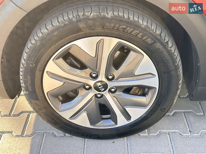 Позашляховик / Кросовер Kia Niro 2020 в Тернополі фото 22 Позашляховик / Кросовер Kia Niro 2020 в Тернополі