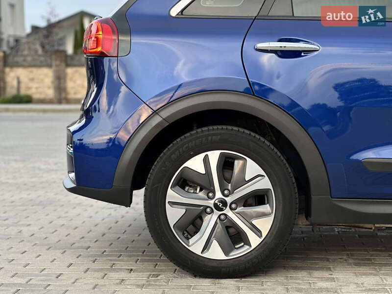 Внедорожник / Кроссовер Kia Niro 2022 в Ровно