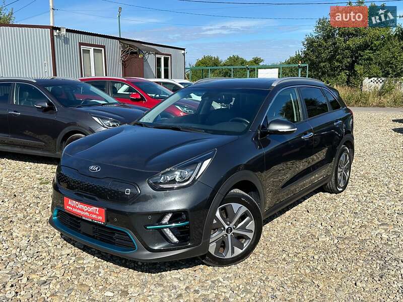 Позашляховик / Кросовер Kia Niro 2020 в Львові фото 17 Позашляховик / Кросовер Kia Niro 2020 в Львові