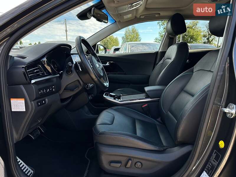 Позашляховик / Кросовер Kia Niro 2020 в Львові фото 29 Позашляховик / Кросовер Kia Niro 2020 в Львові