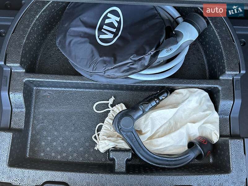 Позашляховик / Кросовер Kia Niro 2020 в Львові фото 64 Позашляховик / Кросовер Kia Niro 2020 в Львові