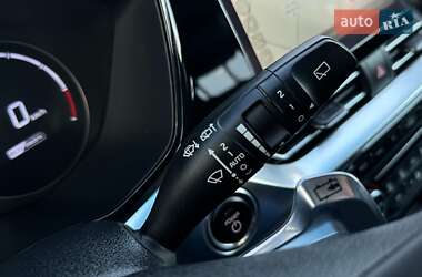 Внедорожник / Кроссовер Kia Niro 2020 в 