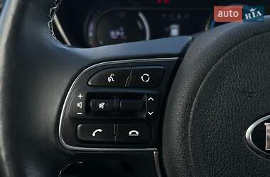 Внедорожник / Кроссовер Kia Niro 2020 в 