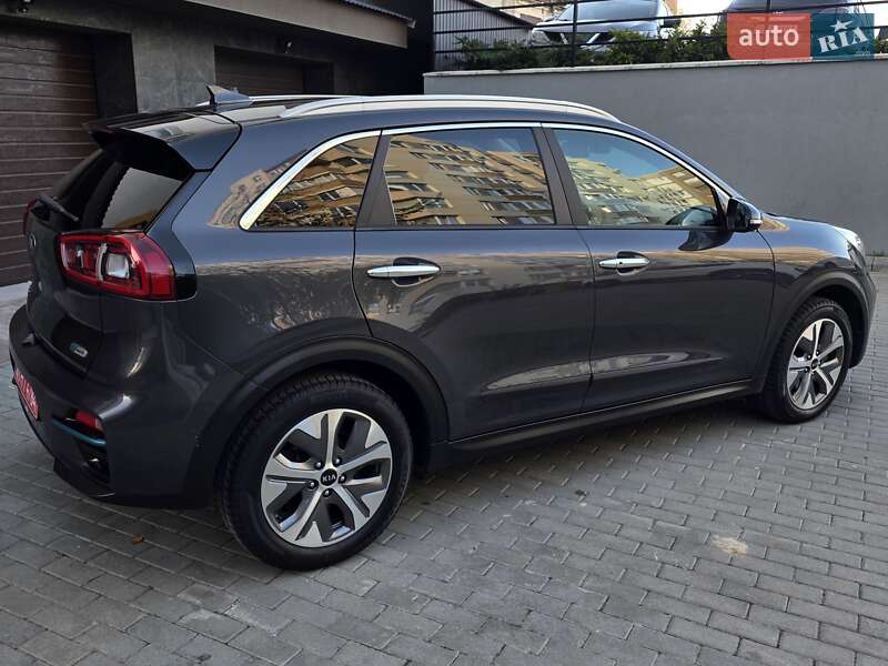 Внедорожник / Кроссовер Kia Niro 2020 в Тернополе