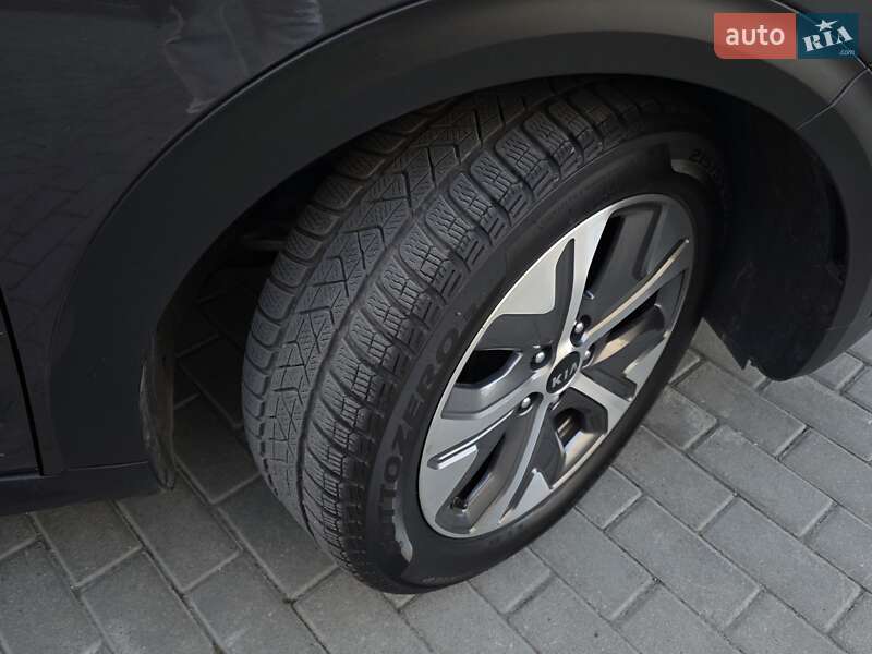 Внедорожник / Кроссовер Kia Niro 2020 в Тернополе