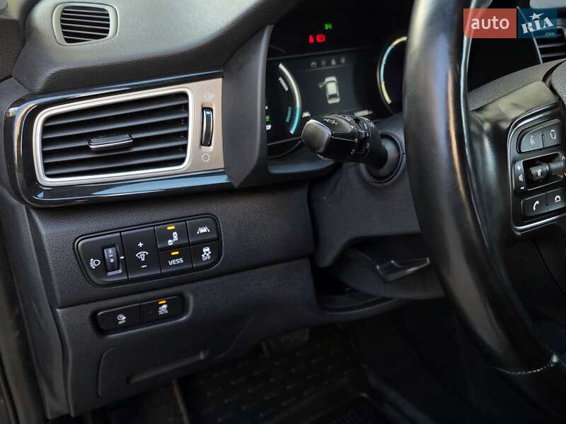 Внедорожник / Кроссовер Kia Niro 2020 в Тернополе